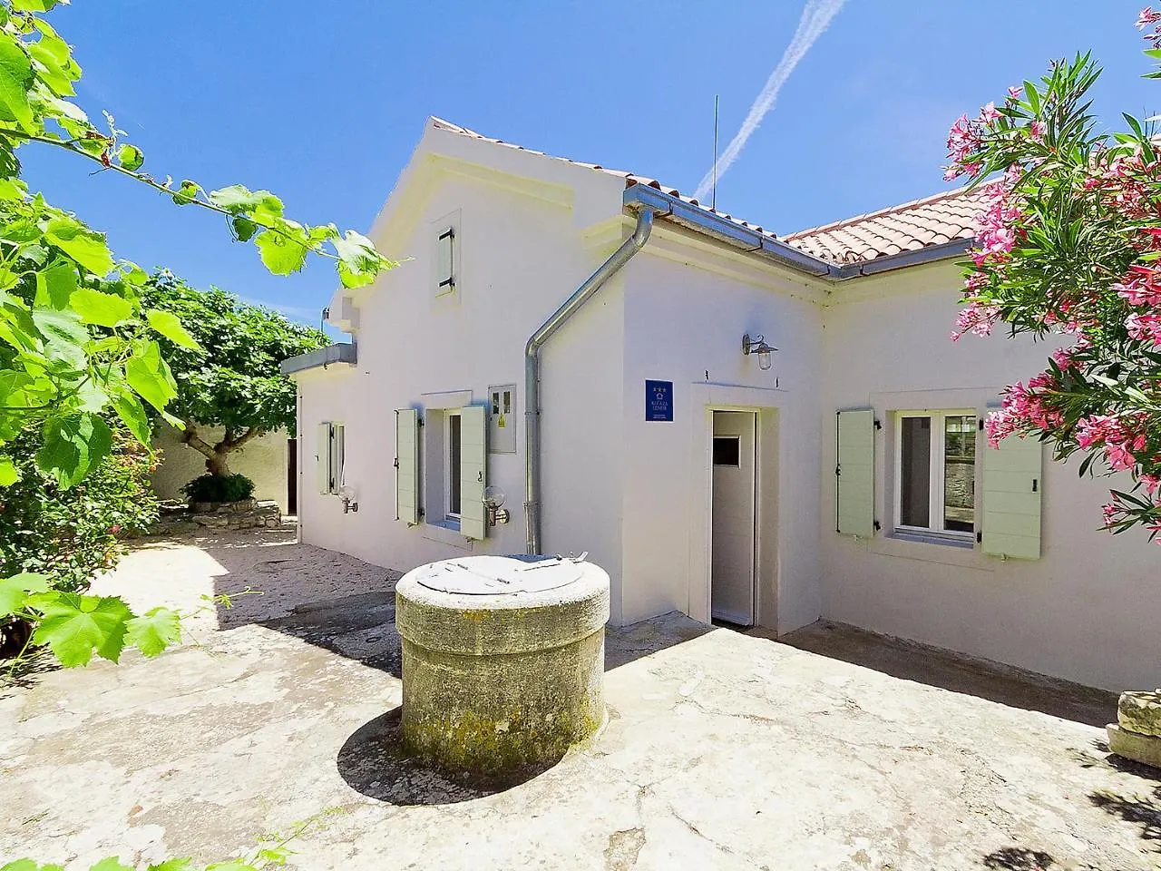 Holiday Home Verudica By Interhome Pjescana Uvala 0*,  Croatia
